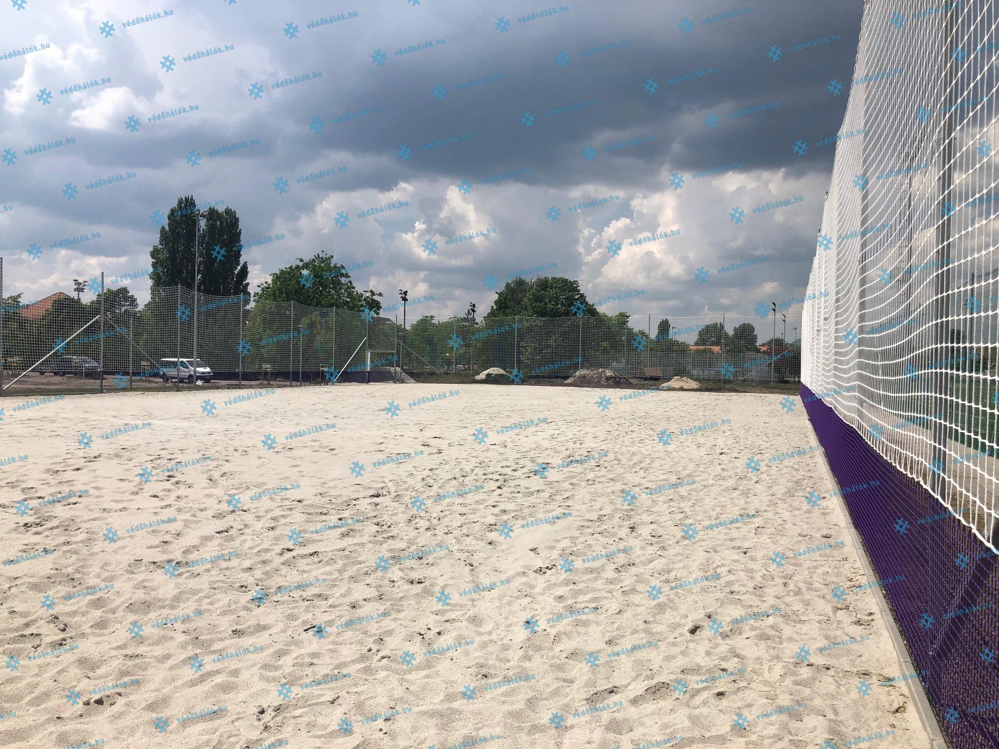 Kombinált labdafogó háló - strand röplabda pálya köré